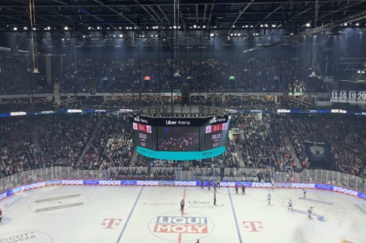 Uber Arena Berlin LED Beleuchtung
